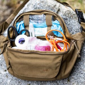 Erste Hilfe Set für Hunde - Bauchtasche